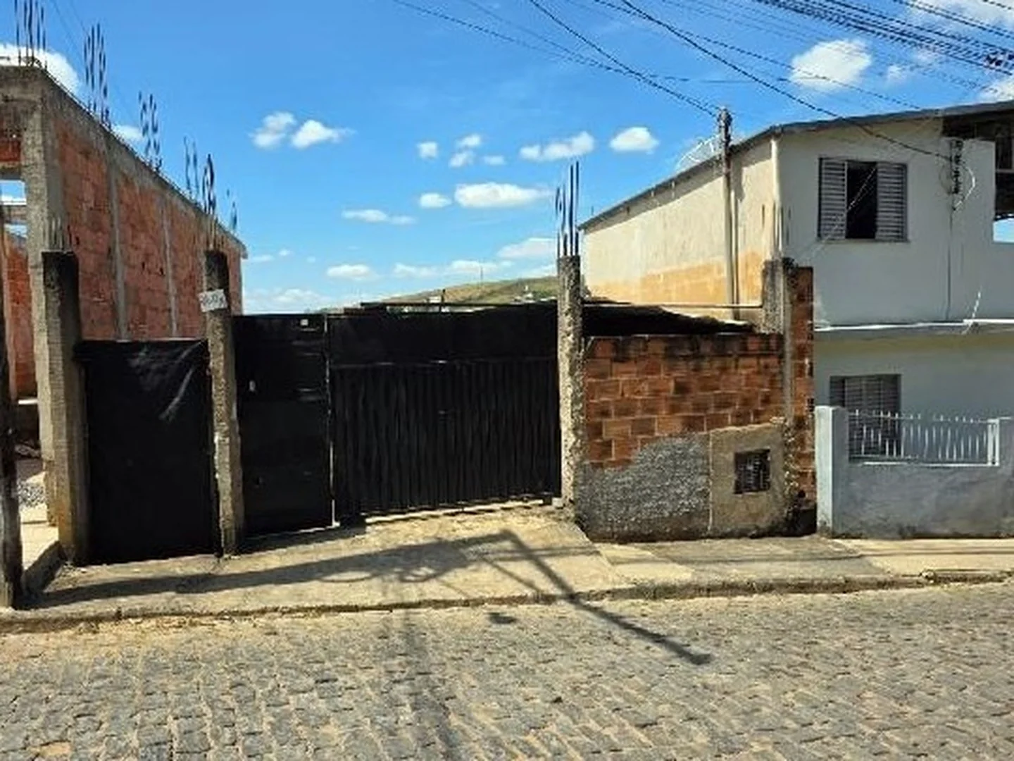 Casa - Leopoldina, MG - foto 1