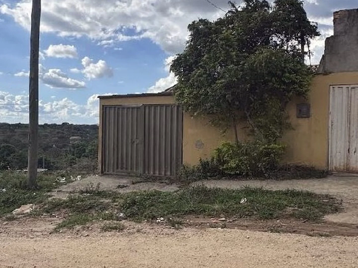 Casa - Esmeraldas, MG - foto 1
