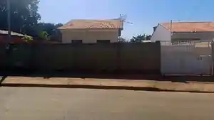 Casa - Padre Bernardo, GO