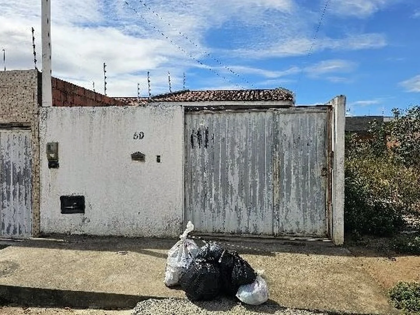 Casa - Feira De Santana, BA - foto 1