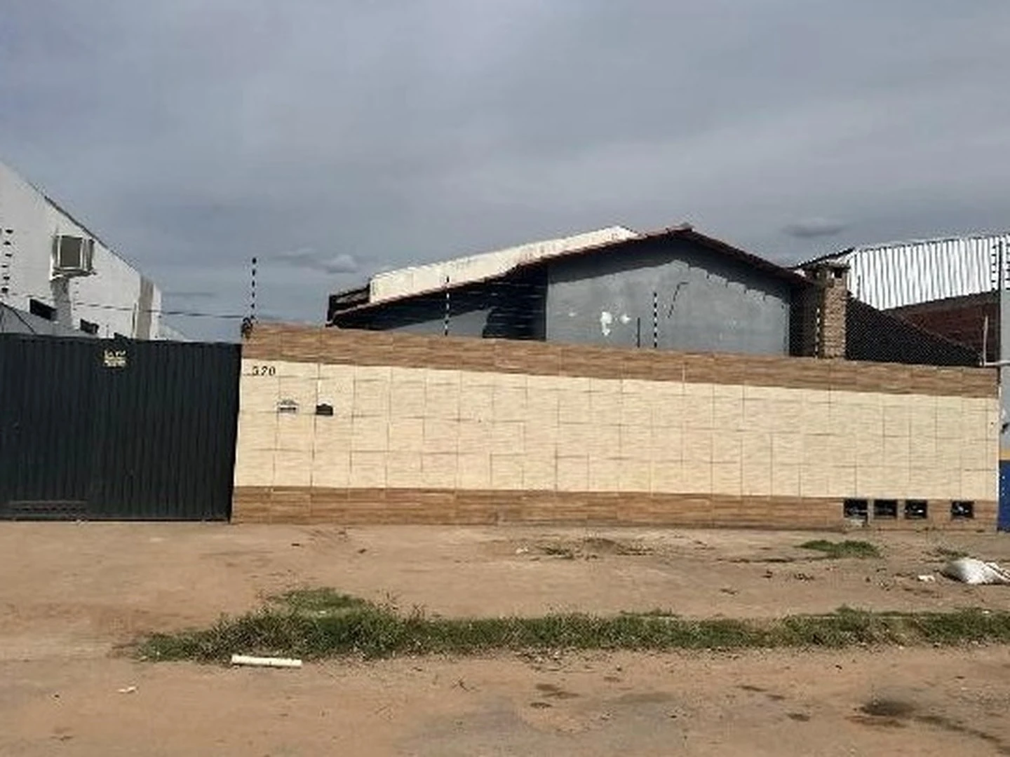 Casa - Luis Eduardo Magalhaes, BA - foto 1