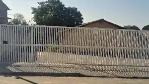 Casa - Sao Goncalo, RJ