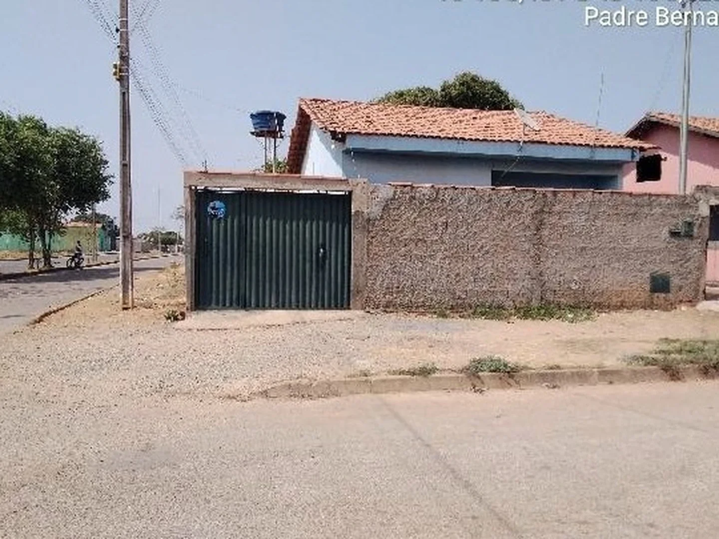 Casa - Padre Bernardo, GO - foto 1