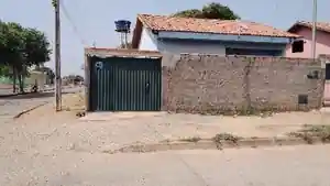 Casa - Padre Bernardo, GO