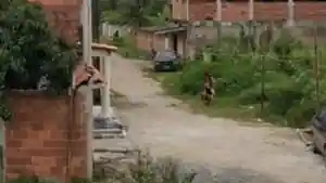 Casa - Sao Goncalo, RJ