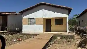 Casa - Demerval Lobao, PI