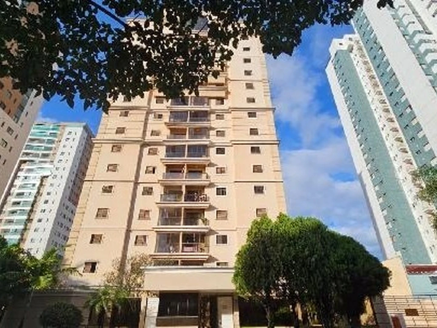 Apartamento - Brasilia, DF - foto 1