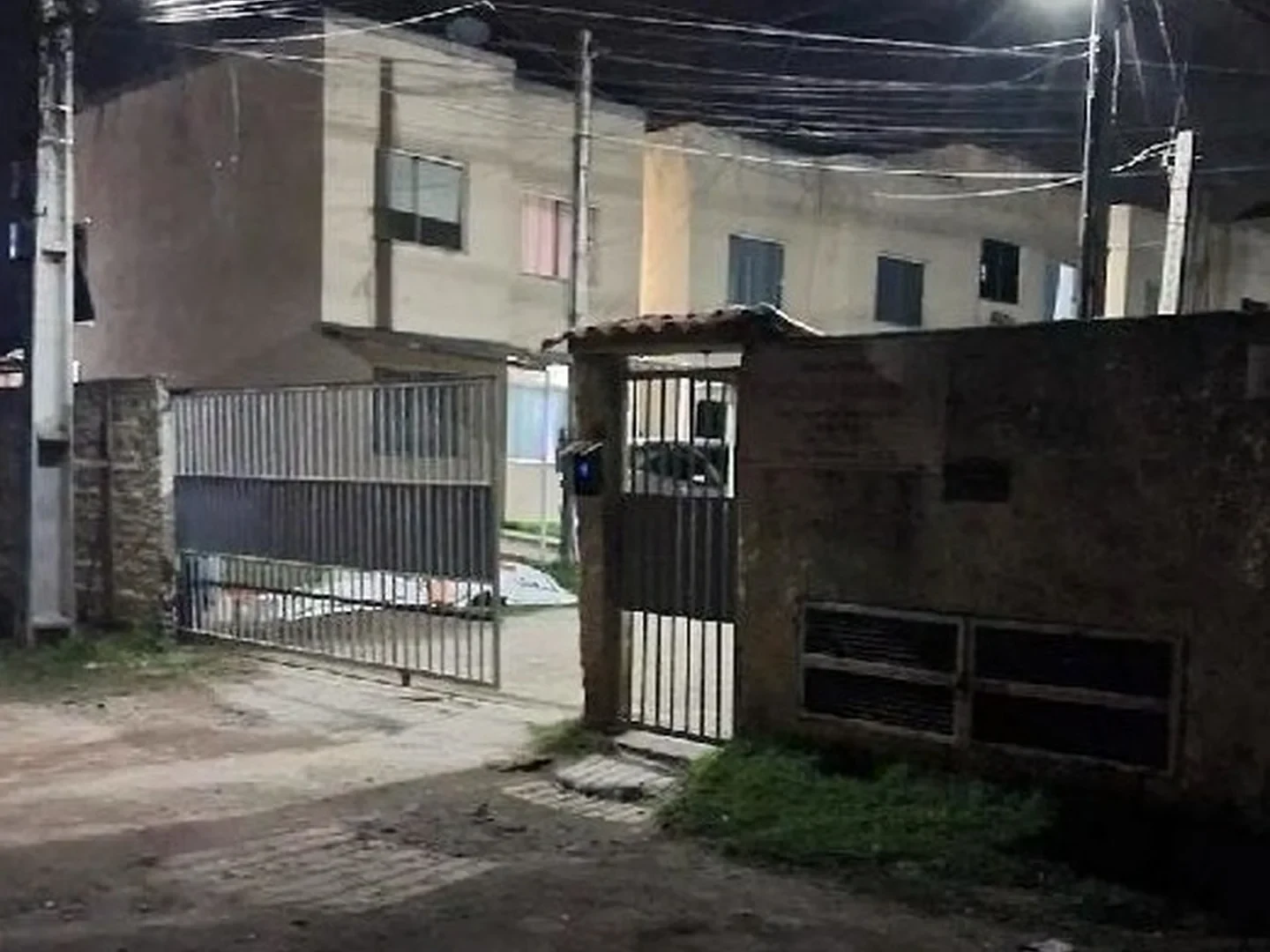 Casa - Sao Goncalo, RJ - foto 1