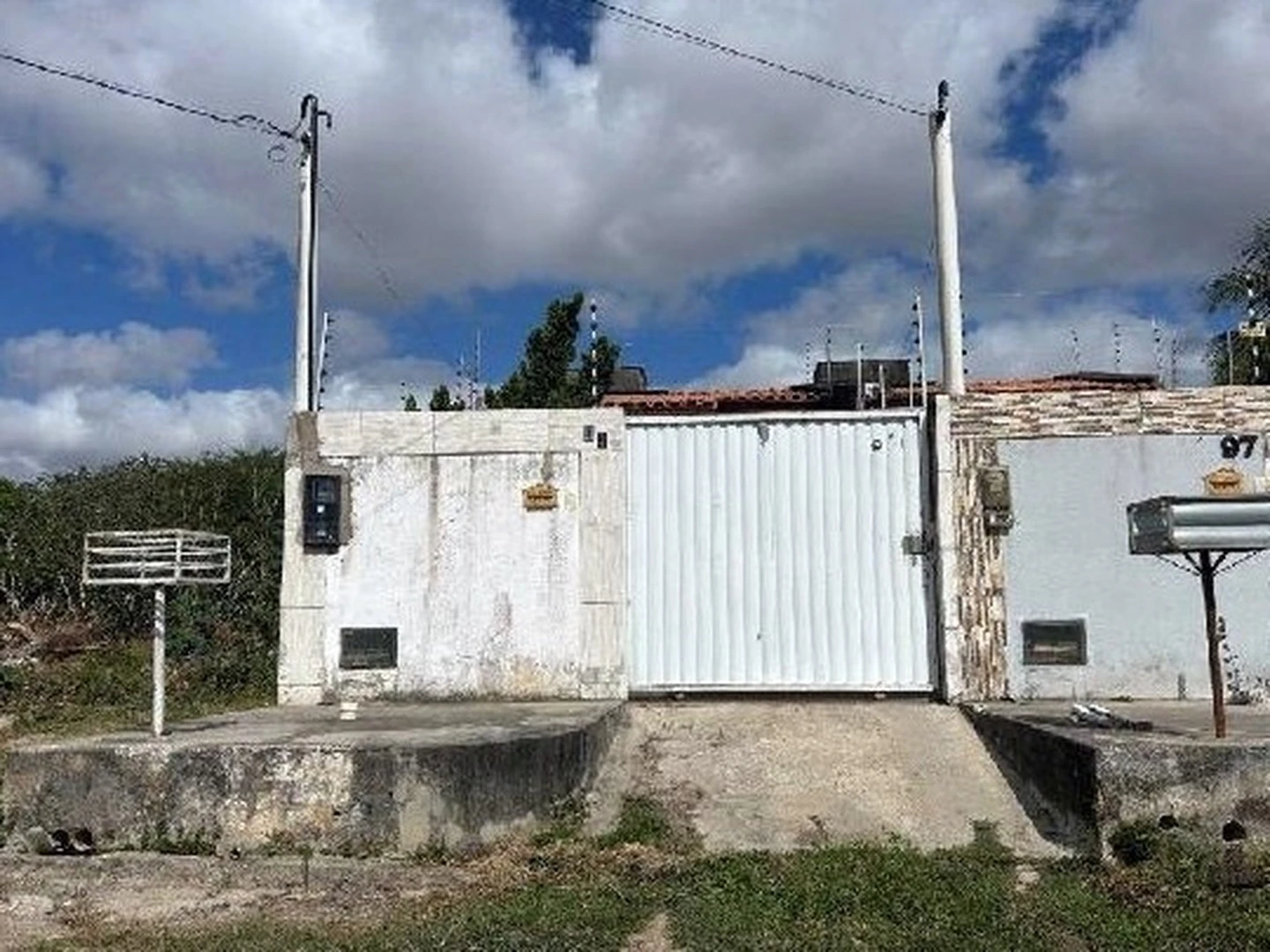 Casa - Feira De Santana, BA - foto 1