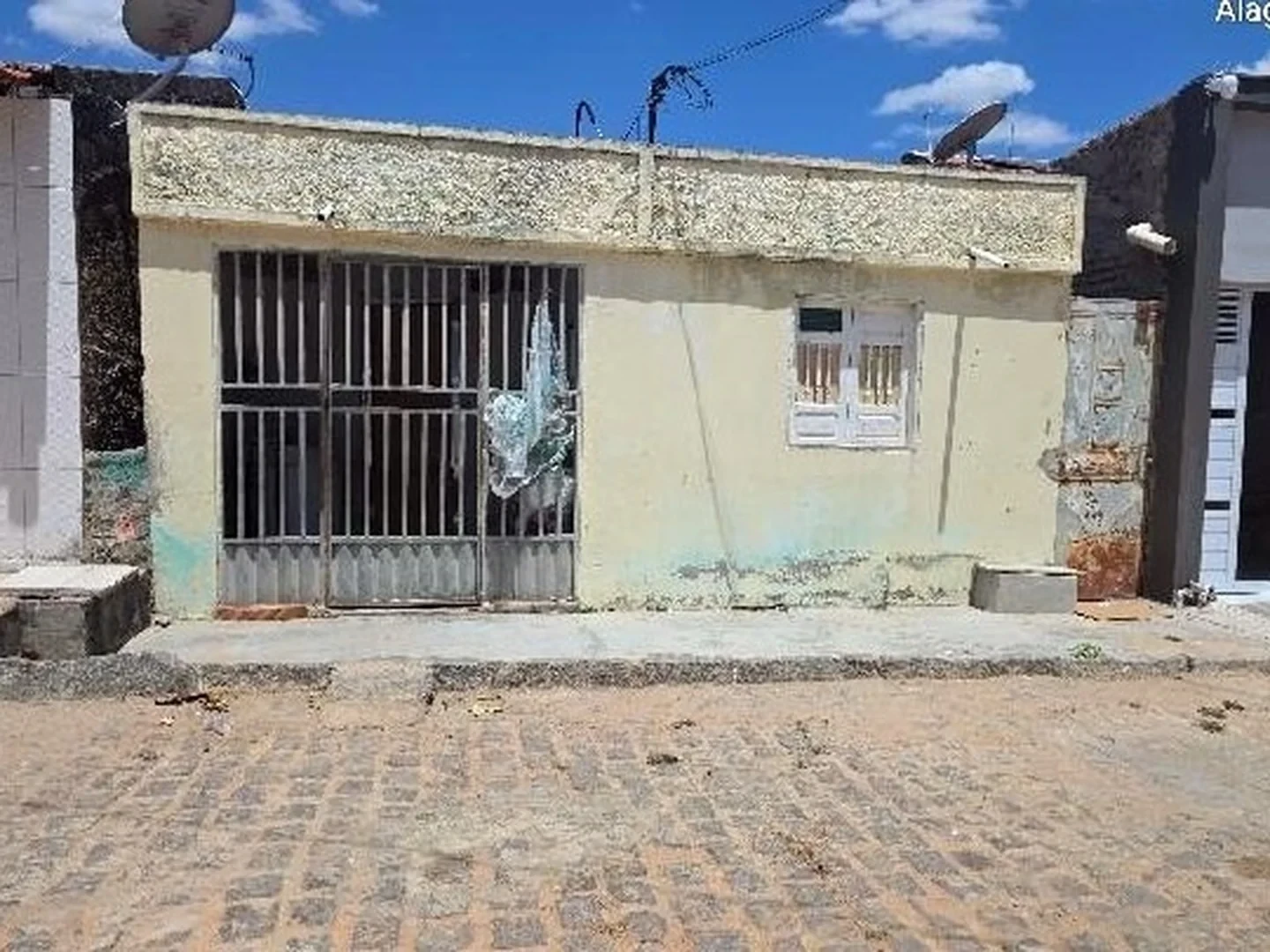 Casa - Olho D'agua Do Casado, AL - foto 1