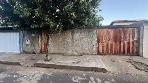 Casa - Araguari, MG