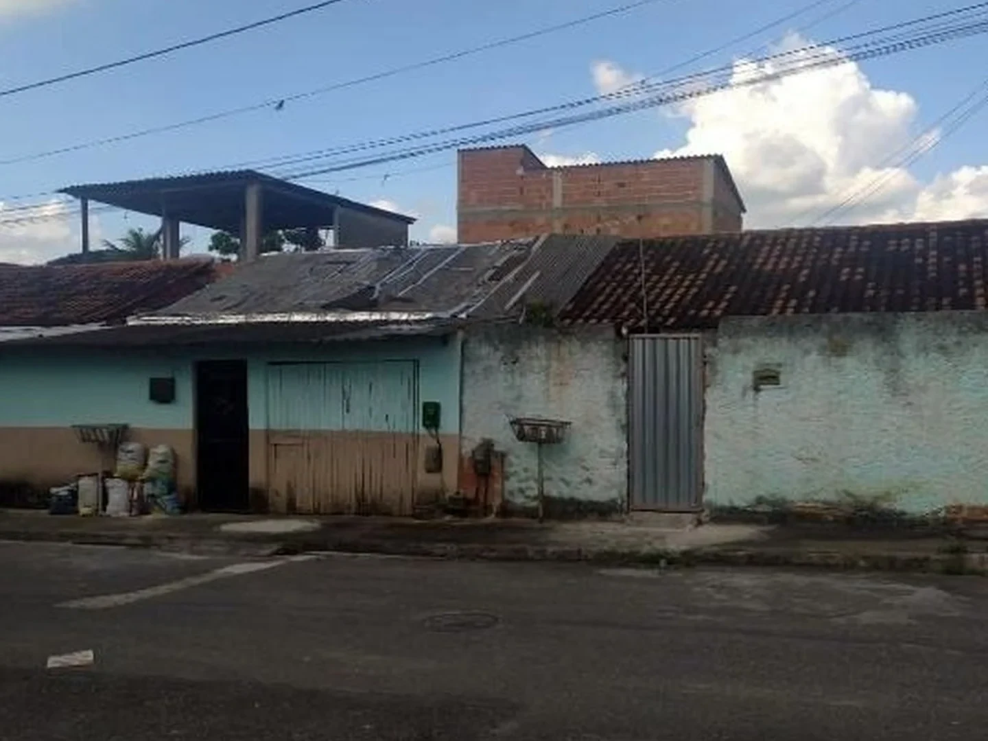Casa - Nova Iguacu, RJ - foto 1