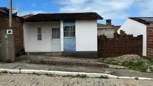 Casa - Belo Jardim, PE