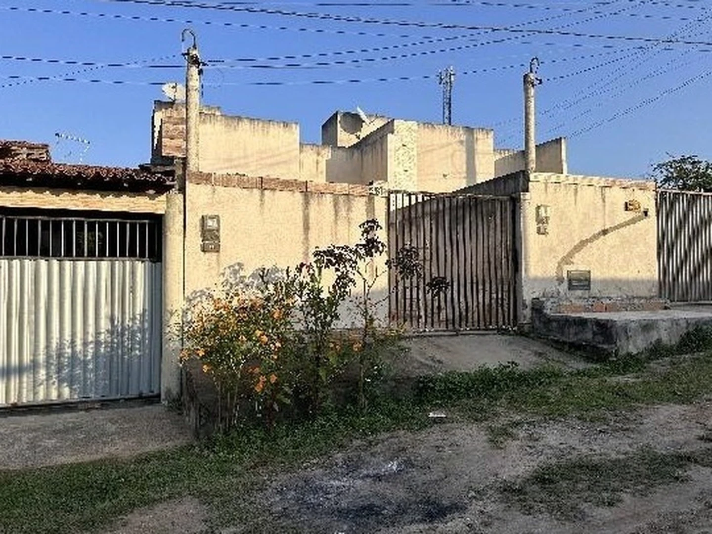Casa - Feira De Santana, BA - foto 1