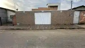 Casa - Goianesia, GO