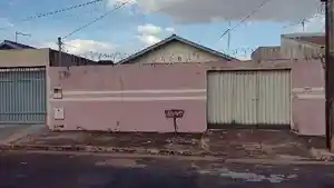 Casa - Uberaba, MG