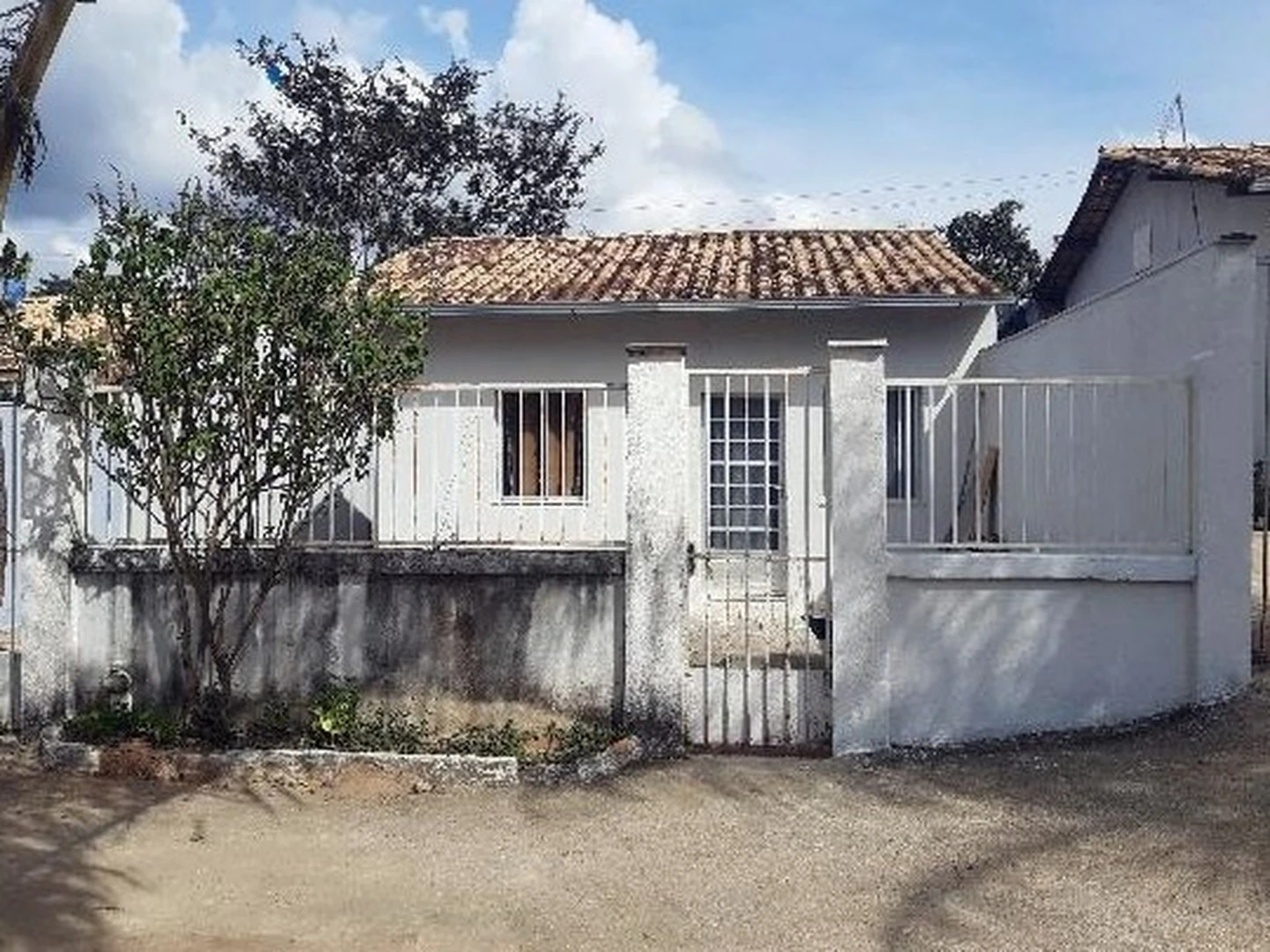 Casa - Esmeraldas, MG - foto 1