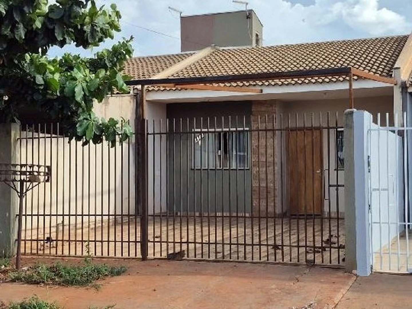 Casa - Floresta, PR - foto 1