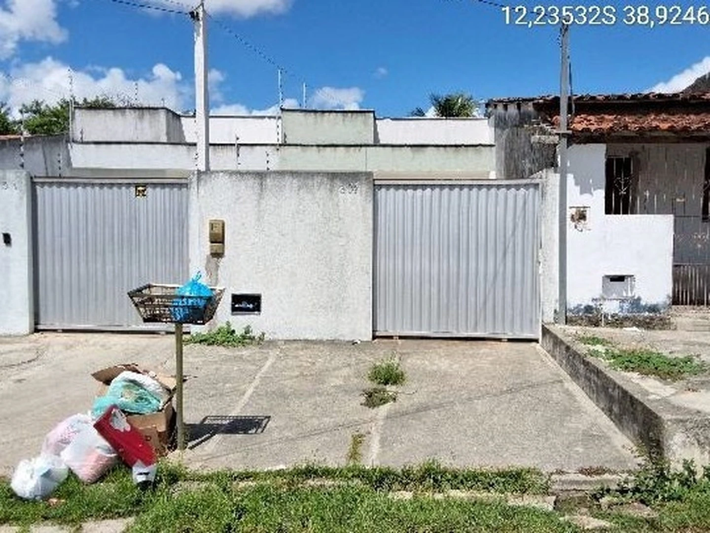 Casa - Feira De Santana, BA - foto 1