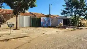 Casa - Luziania, GO