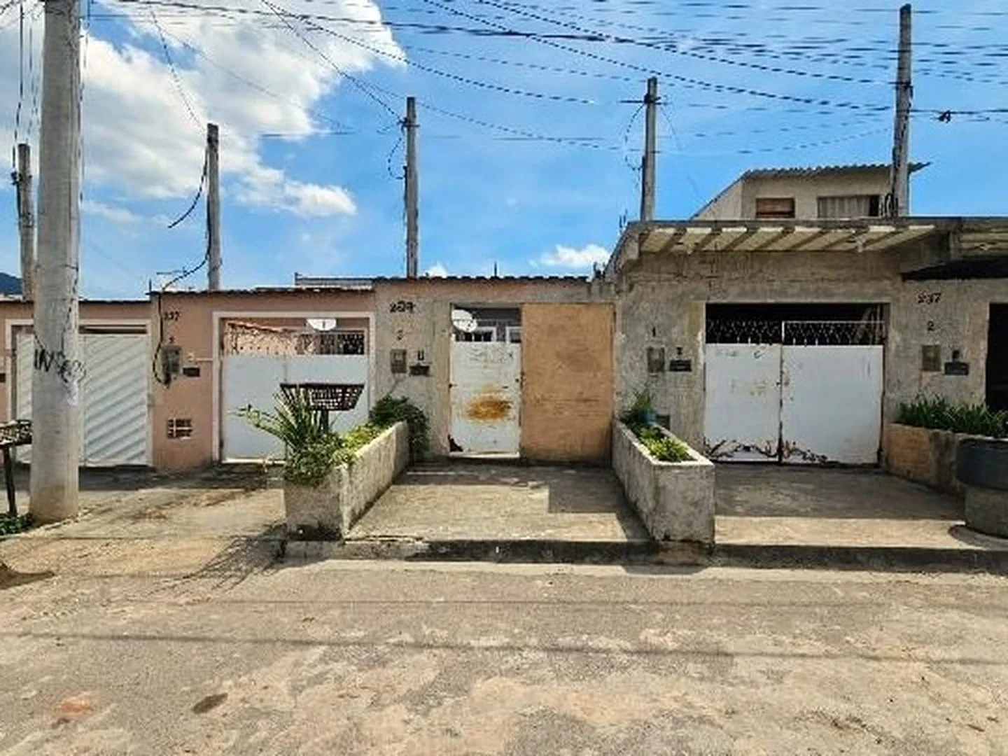 Casa - Nova Iguacu, RJ - foto 1