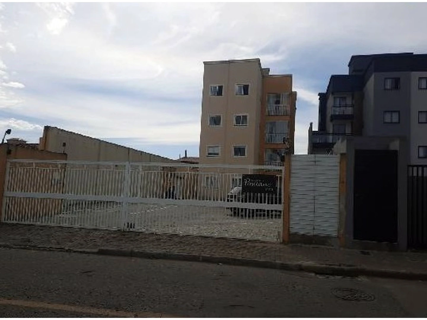 Apartamento - Sao Jose Dos Pinhais, PR - foto 1