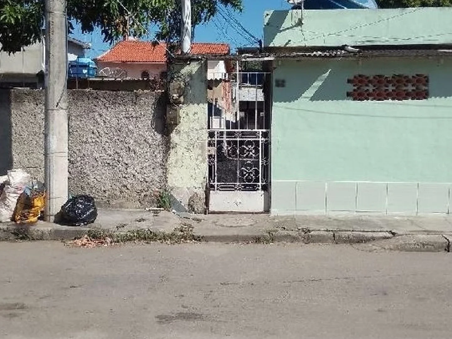 Casa - Sao Goncalo, RJ - foto 1