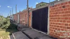 Casa - Altos, PI