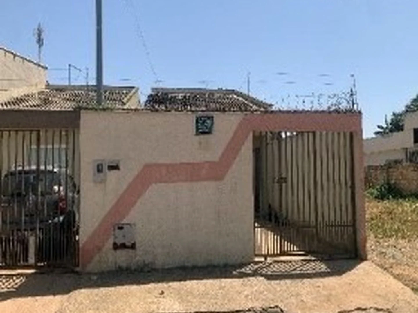 Casa - Luziania, GO - foto 1