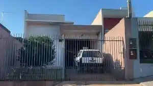Casa - Mandaguacu, PR