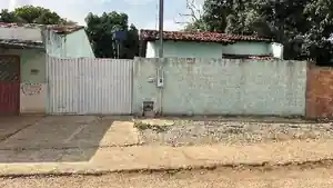 Casa - Padre Bernardo, GO