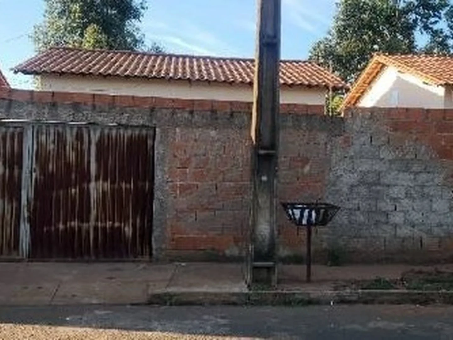 Casa - Araguari, MG - foto 1