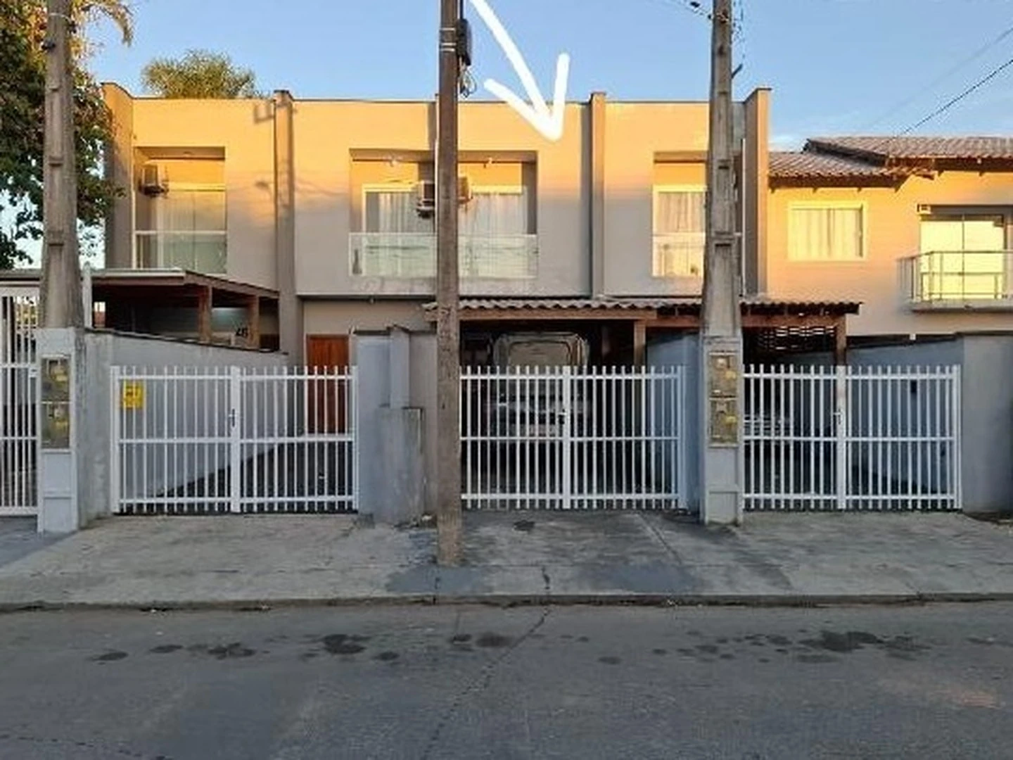 Casa - Joinville, SC - foto 1