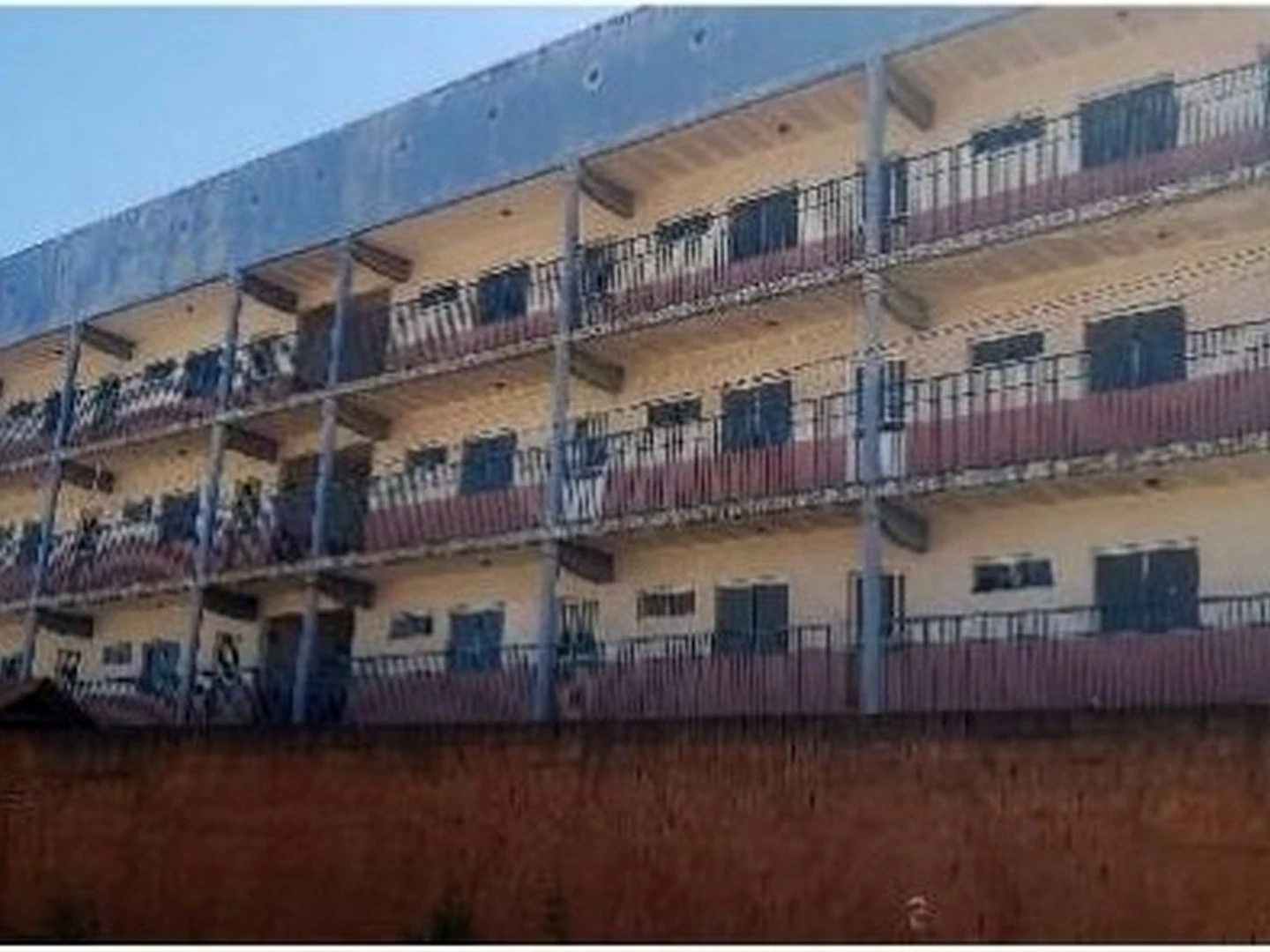 Apartamento - Aguas Lindas De Goias, GO - foto 1