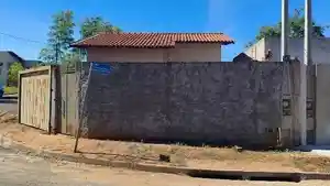 Casa - Taiuva, SP