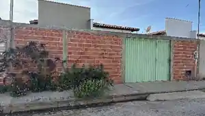 Casa - Valenca Do Piaui, PI