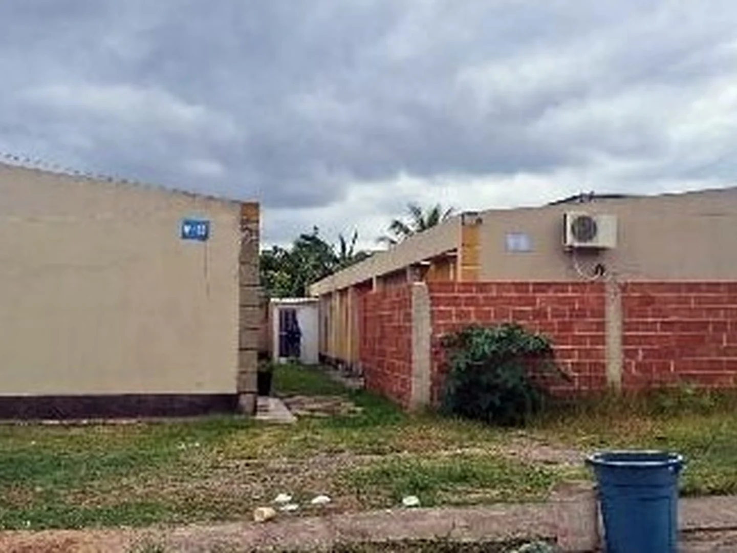Casa - Queimados, RJ - foto 1