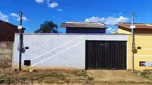 Casa - Itapaci, GO