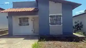 Casa - Demerval Lobao, PI