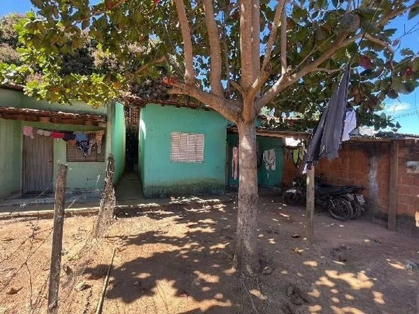 Casa - Padre Bernardo, GO - foto 1