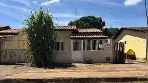 Casa - Padre Bernardo, GO