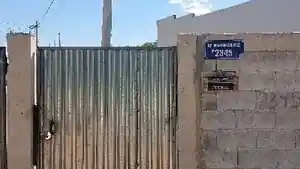 Casa - Queimados, RJ