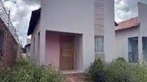 Casa - Altos, PI