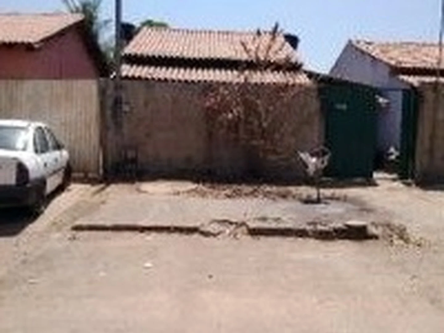 Casa - Padre Bernardo, GO - foto 1