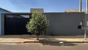 Casa - Guaira, SP