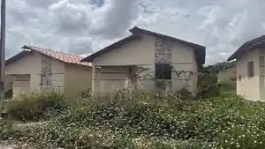 Casa - Altos, PI