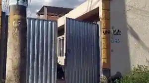 Casa - Queimados, RJ