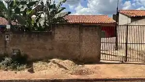 Casa - Santo Antonio Do Descoberto, GO