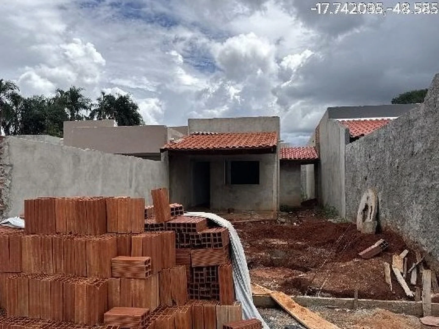 Casa - Caldas Novas, GO - foto 1