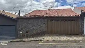 Casa - Franca, SP